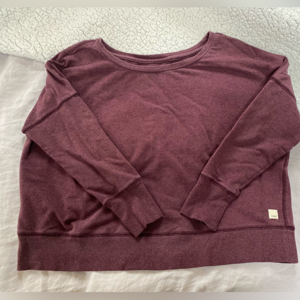 Vuori cropped sweatshirt